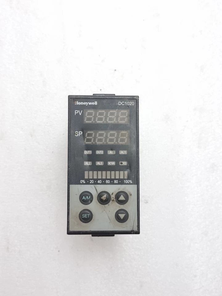 Honeywell DC1020CT-31100B-E Temperature Controller DC1020 Ac 85~265V (Used)